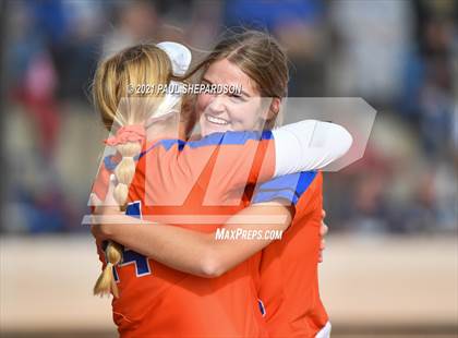 Thumbnail 3 in Legend vs. Columbine (CHSAA 5A State Final Game) photogallery.