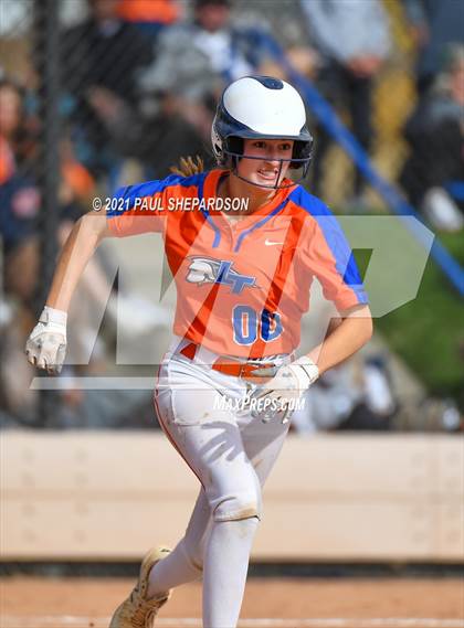 Thumbnail 3 in Legend vs. Columbine (CHSAA 5A State Final Game) photogallery.