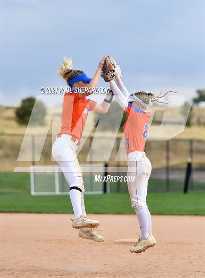 Thumbnail 1 in Legend vs. Columbine (CHSAA 5A State Final Game) photogallery.