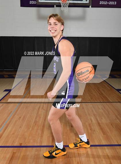 Thumbnail 2 in Northwest Christian - Team Pictures photogallery.