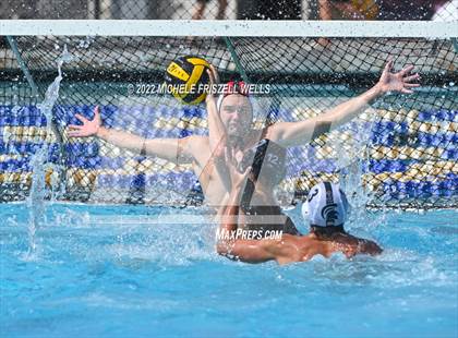 Thumbnail 1 in Damien vs La Jolla (America's Finest City) photogallery.
