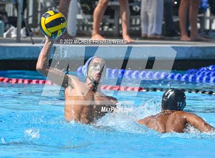 Thumbnail 3 in Damien vs La Jolla (America's Finest City) photogallery.