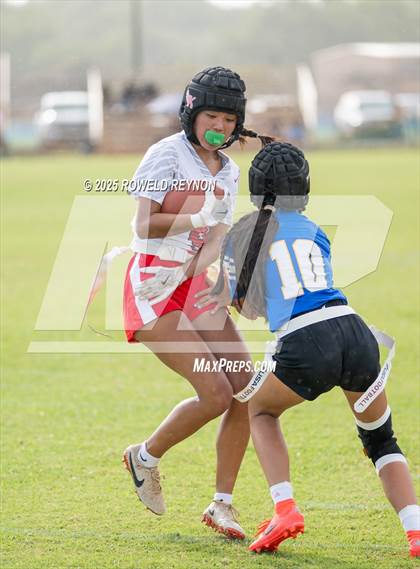 Thumbnail 2 in Island vs Kauai (Hanapepe Stadium) photogallery.