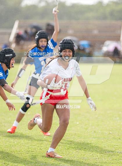 Thumbnail 2 in Island vs Kauai (Hanapepe Stadium) photogallery.