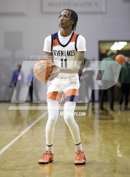Thumbnail 3 in Seven Lakes vs Clear_Falls (UIL 6A Region 3 & 4 Regional Semifinal) photogallery.