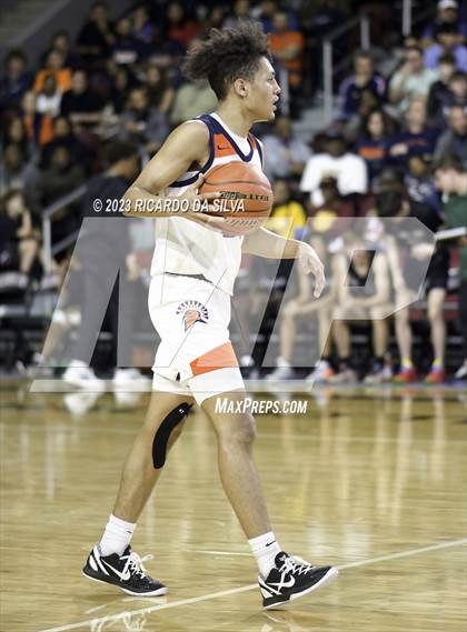 Thumbnail 2 in Seven Lakes vs Clear_Falls (UIL 6A Region 3 & 4 Regional Semifinal) photogallery.