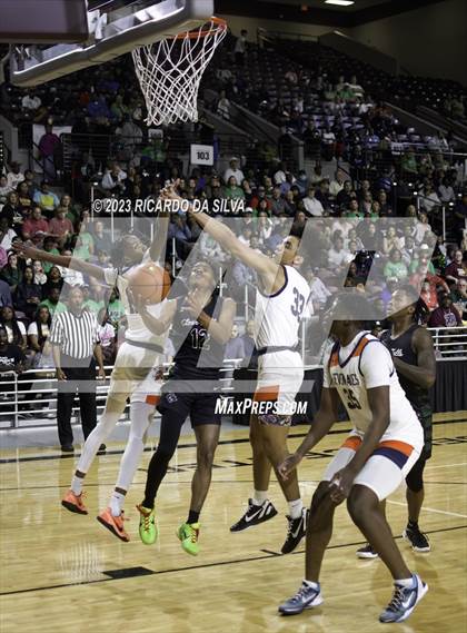 Thumbnail 1 in Seven Lakes vs Clear_Falls (UIL 6A Region 3 & 4 Regional Semifinal) photogallery.