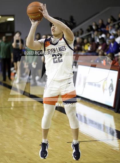 Thumbnail 1 in Seven Lakes vs Clear_Falls (UIL 6A Region 3 & 4 Regional Semifinal) photogallery.