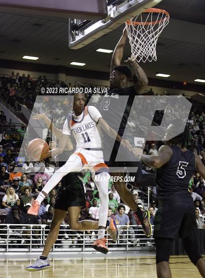 Thumbnail 2 in Seven Lakes vs Clear_Falls (UIL 6A Region 3 & 4 Regional Semifinal) photogallery.