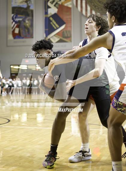 Thumbnail 1 in Seven Lakes vs Clear_Falls (UIL 6A Region 3 & 4 Regional Semifinal) photogallery.