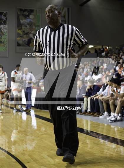 Thumbnail 3 in Seven Lakes vs Clear_Falls (UIL 6A Region 3 & 4 Regional Semifinal) photogallery.