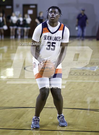 Thumbnail 3 in Seven Lakes vs Clear_Falls (UIL 6A Region 3 & 4 Regional Semifinal) photogallery.