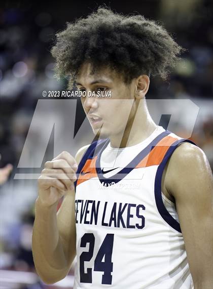 Thumbnail 1 in Seven Lakes vs Clear_Falls (UIL 6A Region 3 & 4 Regional Semifinal) photogallery.