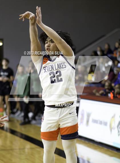 Thumbnail 2 in Seven Lakes vs Clear_Falls (UIL 6A Region 3 & 4 Regional Semifinal) photogallery.
