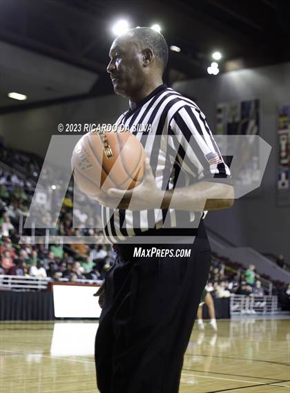 Thumbnail 3 in Seven Lakes vs Clear_Falls (UIL 6A Region 3 & 4 Regional Semifinal) photogallery.
