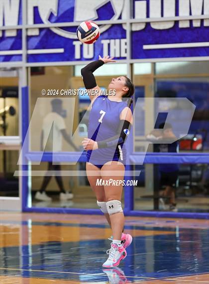 Thumbnail 1 in Brownwood @ Lampasas photogallery.