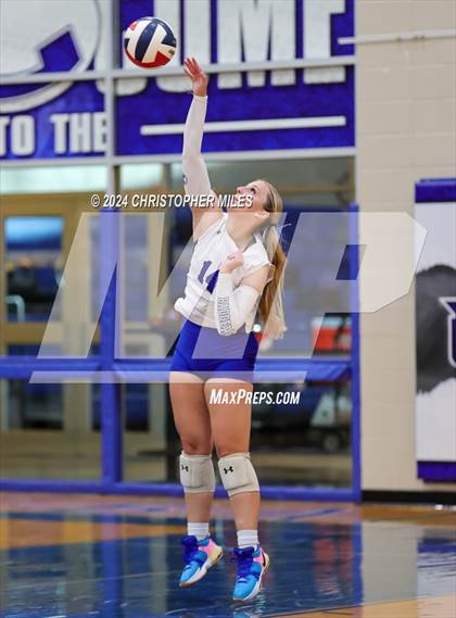 Thumbnail 2 in Brownwood @ Lampasas photogallery.