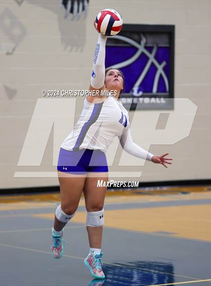 Thumbnail 3 in Brownwood @ Lampasas photogallery.