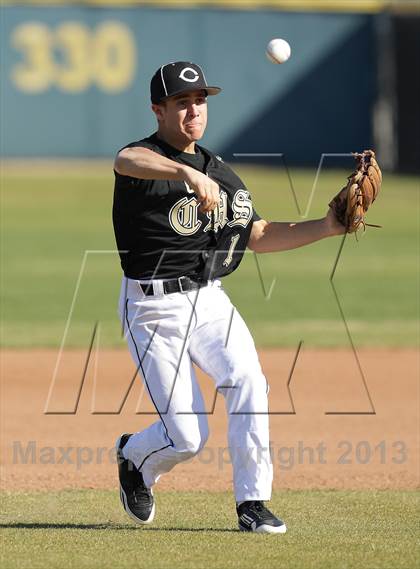 Thumbnail 2 in Calabasas @ Crespi photogallery.