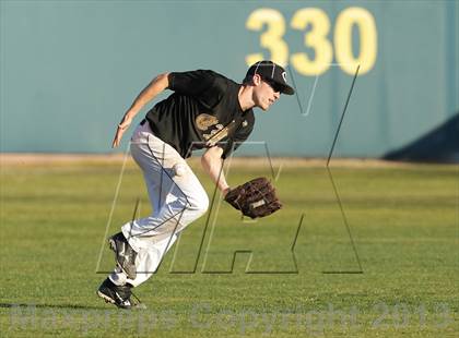 Thumbnail 3 in Calabasas @ Crespi photogallery.