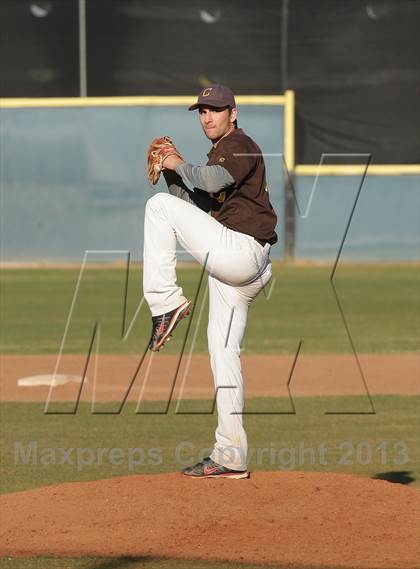 Thumbnail 1 in Calabasas @ Crespi photogallery.