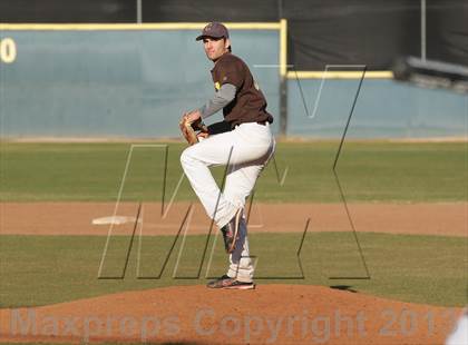 Thumbnail 1 in Calabasas @ Crespi photogallery.