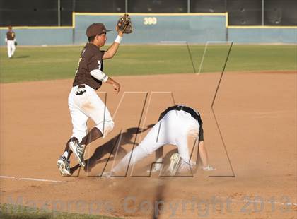 Thumbnail 3 in Calabasas @ Crespi photogallery.