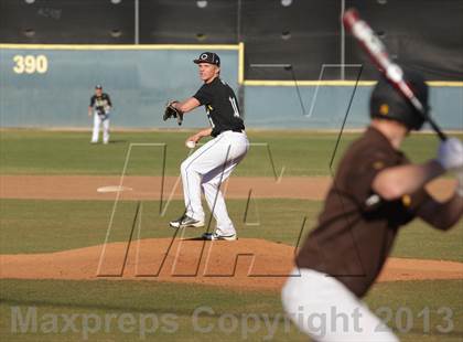 Thumbnail 1 in Calabasas @ Crespi photogallery.