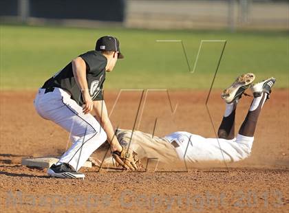 Thumbnail 1 in Calabasas @ Crespi photogallery.