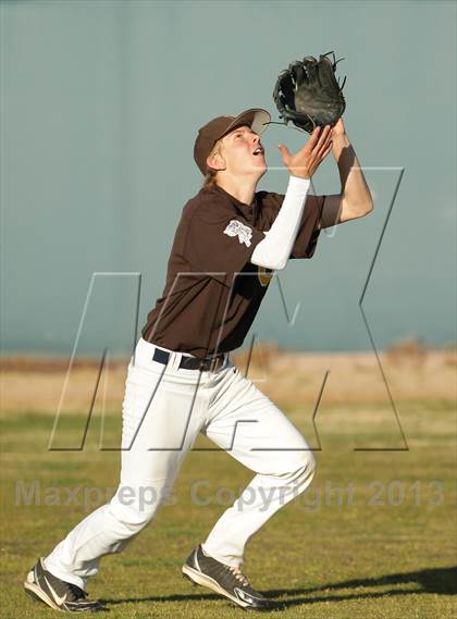Thumbnail 3 in Calabasas @ Crespi photogallery.
