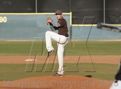 Thumbnail 3 in Calabasas @ Crespi photogallery.