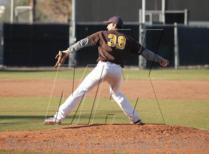 Thumbnail 1 in Calabasas @ Crespi photogallery.