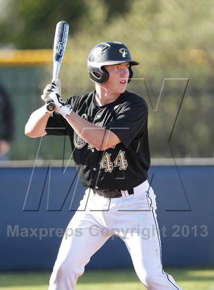 Thumbnail 2 in Calabasas @ Crespi photogallery.