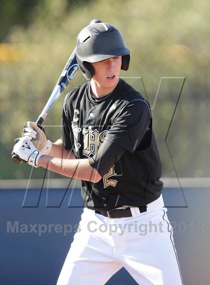 Thumbnail 3 in Calabasas @ Crespi photogallery.
