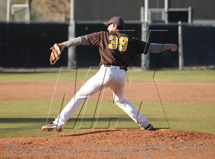 Thumbnail 1 in Calabasas @ Crespi photogallery.