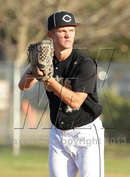 Thumbnail 1 in Calabasas @ Crespi photogallery.