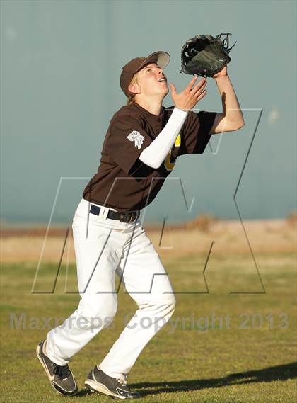 Thumbnail 2 in Calabasas @ Crespi photogallery.