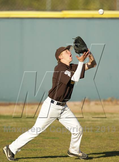 Thumbnail 1 in Calabasas @ Crespi photogallery.