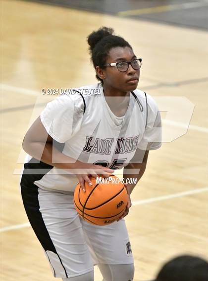Thumbnail 3 in Summit Shasta @ Valley Christian (CIF State NorCal D5 Playoff) photogallery.