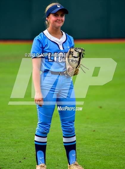 Thumbnail 1 in Hallsville vs. Lake Creek (UIL Softball 5A D2 Final) photogallery.