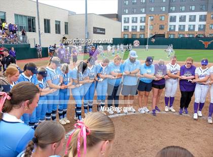 Thumbnail 1 in Hallsville vs. Lake Creek (UIL Softball 5A D2 Final) photogallery.