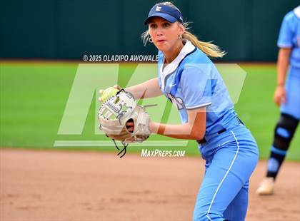 Thumbnail 1 in Hallsville vs. Lake Creek (UIL Softball 5A D2 Final) photogallery.