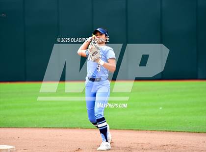 Thumbnail 2 in Hallsville vs. Lake Creek (UIL Softball 5A D2 Final) photogallery.