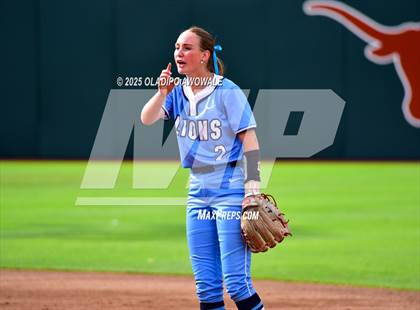 Thumbnail 1 in Hallsville vs. Lake Creek (UIL Softball 5A D2 Final) photogallery.