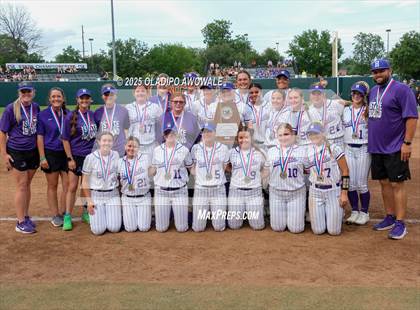 Thumbnail 2 in Hallsville vs. Lake Creek (UIL Softball 5A D2 Final) photogallery.