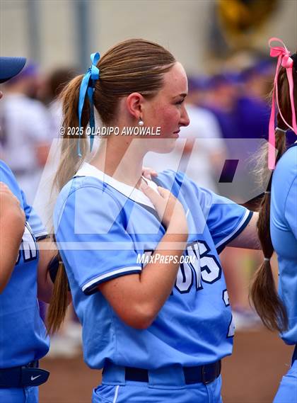 Thumbnail 2 in Hallsville vs. Lake Creek (UIL Softball 5A D2 Final) photogallery.