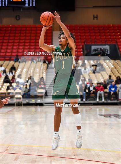 Thumbnail 2 in The Park School of Buffalo vs. Long Beach Poly (King Cotton Classic) photogallery.