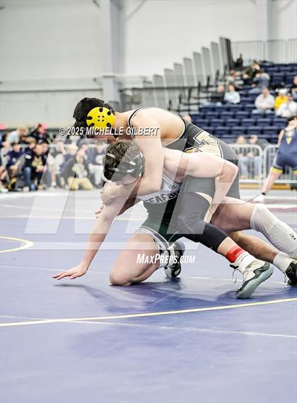 Thumbnail 3 in NYSPHSAA Wrestling Dual Finals Round 1 (Seaford vs Nanuet) photogallery.