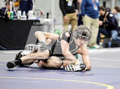 Thumbnail 3 in NYSPHSAA Wrestling Dual Finals Round 1 (Seaford vs Nanuet) photogallery.