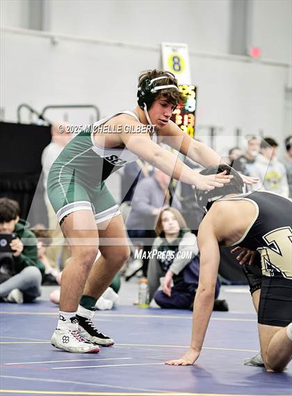 Thumbnail 2 in NYSPHSAA Wrestling Dual Finals Round 1 (Seaford vs Nanuet) photogallery.